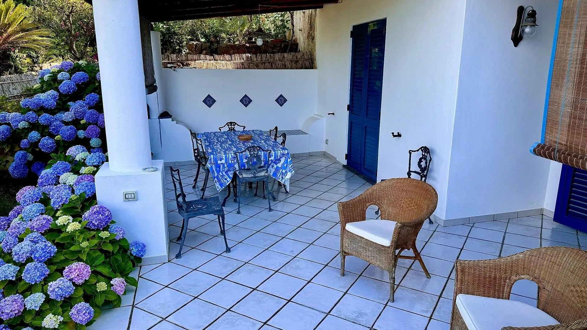 Appartement Villa 'A Pisa Lipari  Italië