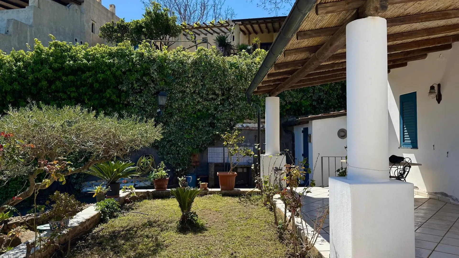 Villa 'A Pisa Lipari  Italy